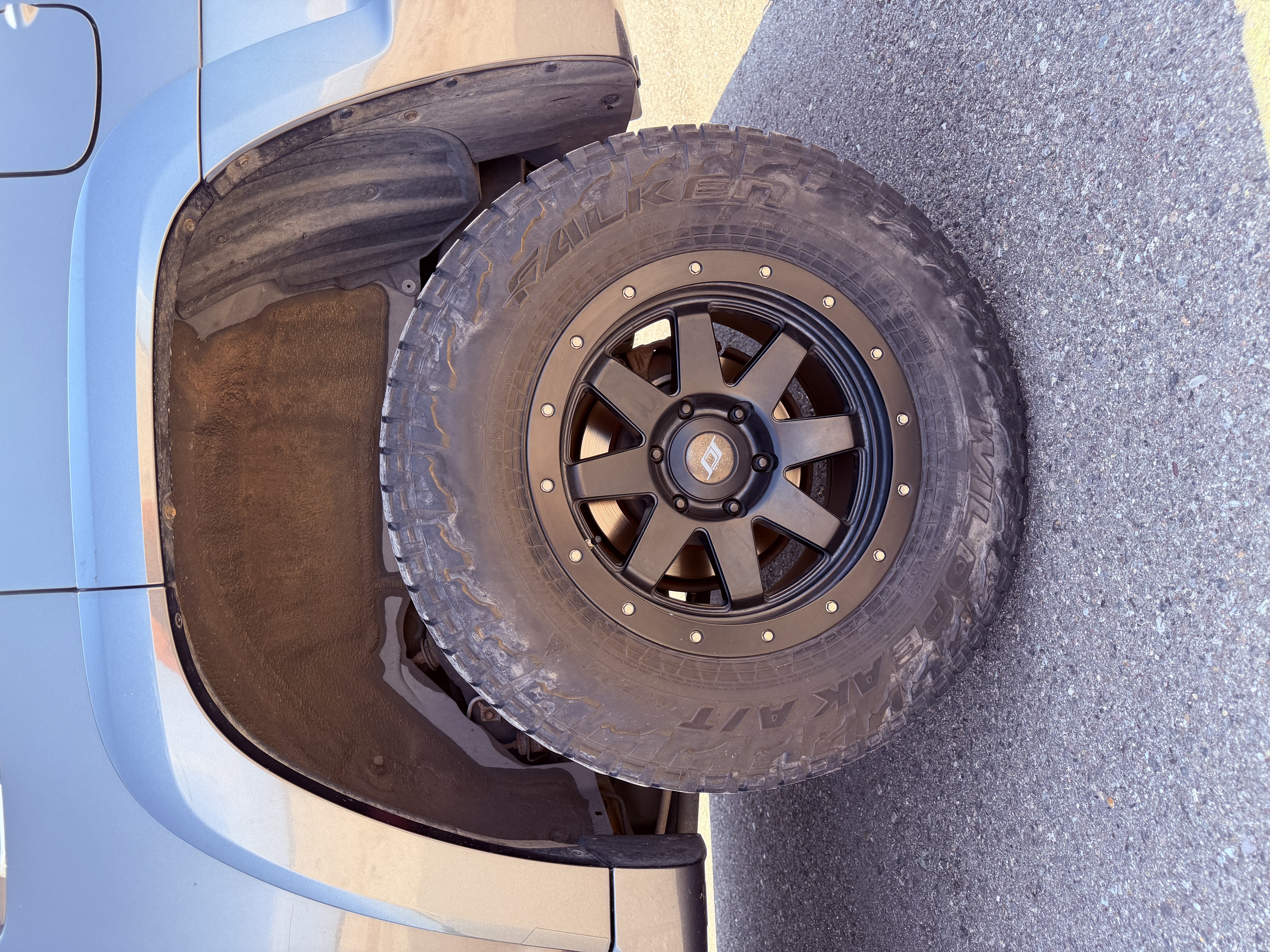 Used 2015 Toyota 4Runner Limited AWD/4WD image 26