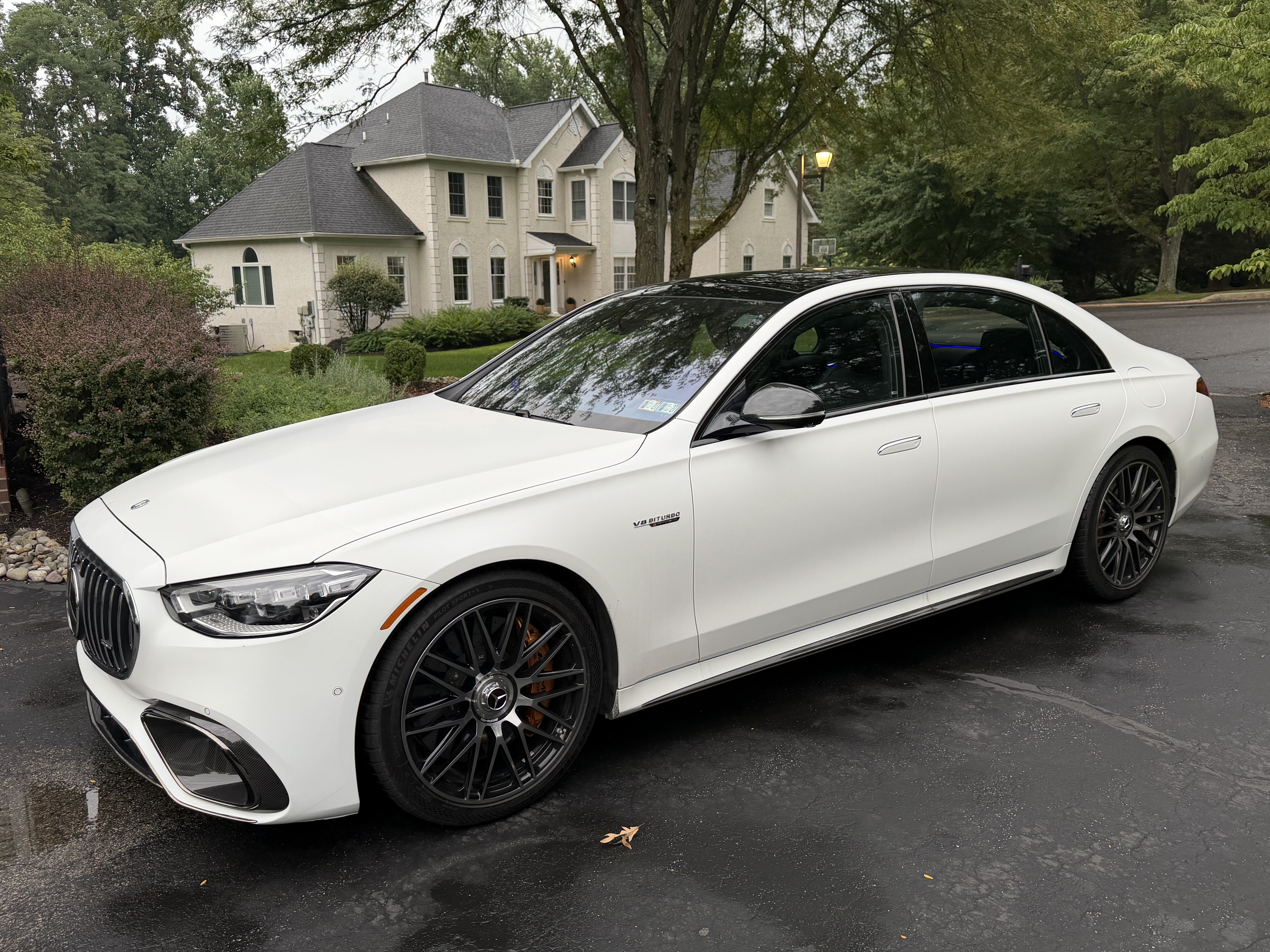 Used 2024 Mercedes-Benz S 63 AMG S image 1