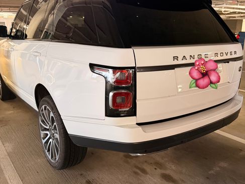 Used 2021 Land Rover Range Rover image 4