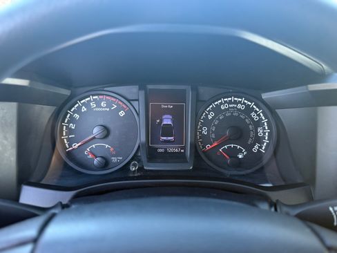 Used 2019 Toyota Tacoma SR image 26