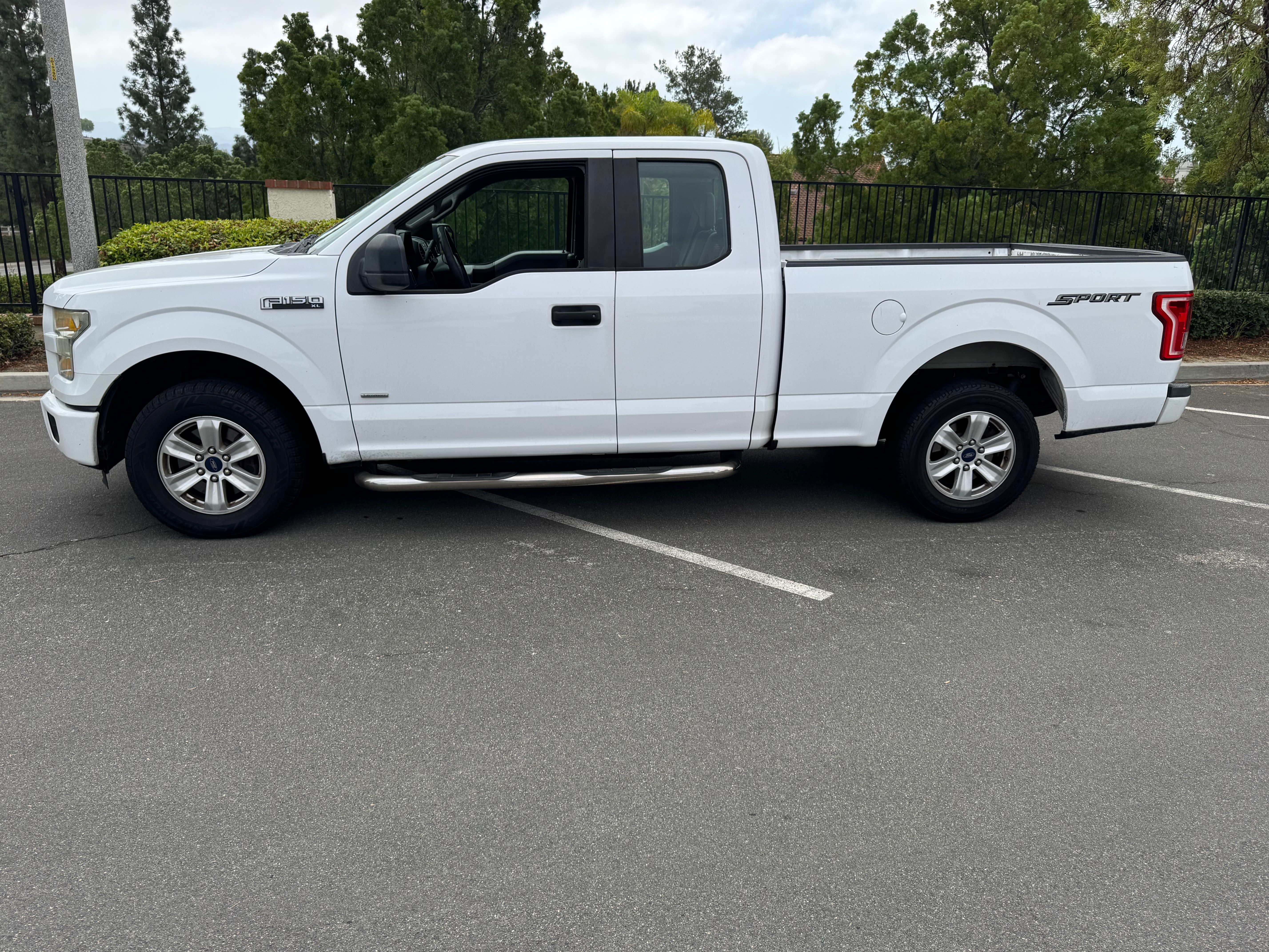 Used 2016 Ford F150 XL w/ Equipment Group 101A Mid RWD image 2