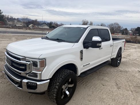 Used 2020 Ford F350 Lariat w/ Tremor Off-Road Package image 2