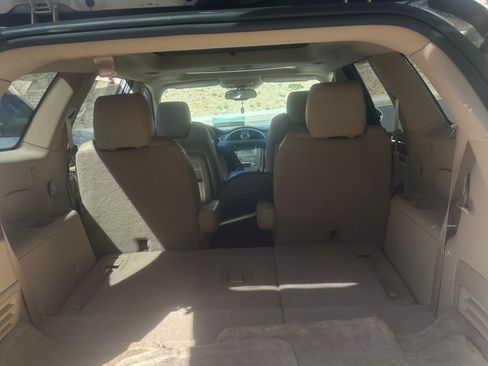 Used 2012 Buick Enclave Premium w/ LPO, Cargo Convenience Pkg FWD image 5
