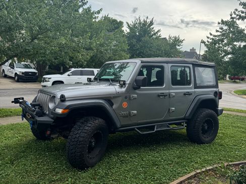 Used 2021 Jeep Wrangler Unlimited Sport AWD/4WD image 1