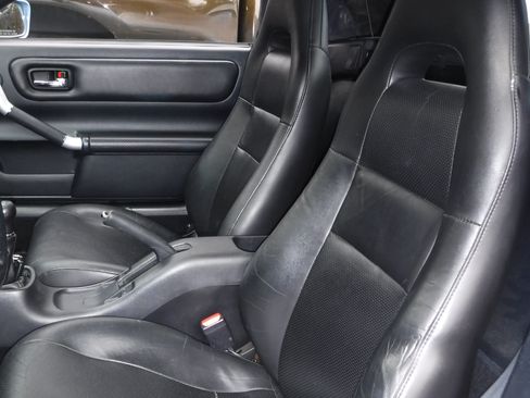 Used 2003 Toyota MR2 RWD image 16