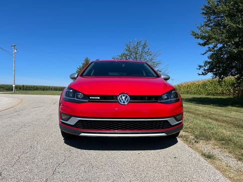 Used 2019 Volkswagen Golf Alltrack SE AWD/4WD image 10