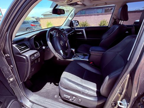 Used 2015 Toyota 4Runner Limited AWD/4WD image 12