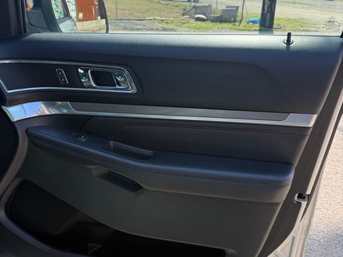 Used 2016 Ford Explorer Sport w/ Equipment Group 401A image 6