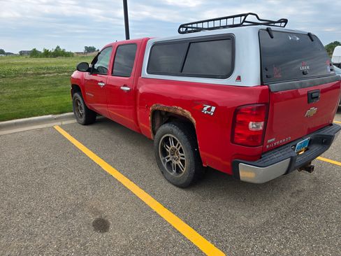 Used 2007 Chevrolet Silverado 1500 LT w/ 1LT Convenience Package image 2