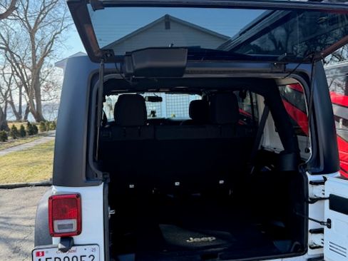 Used 2017 Jeep Wrangler Unlimited Sport w/ Quick Order Package 24S image 4