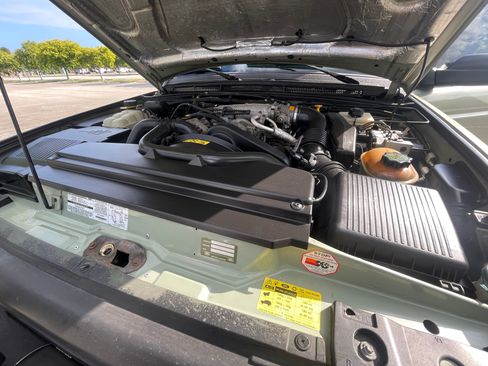 Used 2003 Land Rover Discovery S image 25