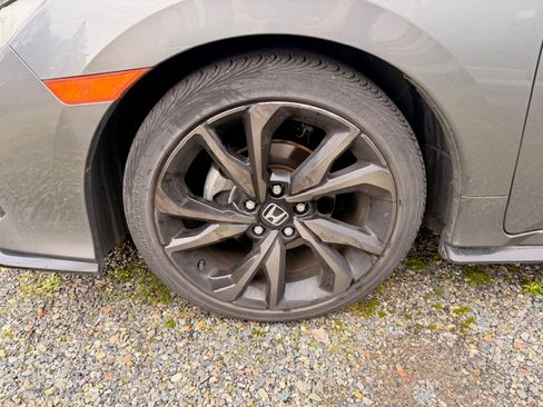 Used 2018 Honda Civic Sport Touring image 24