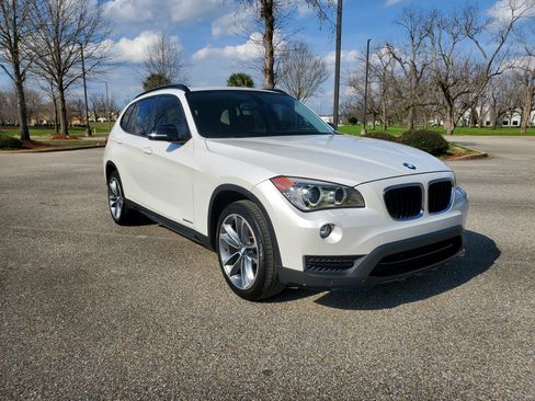 Used 2015 BMW X1 sDrive28i image 13