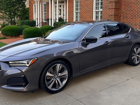 Used 2021 Acura TLX SH-AWD w/ Advance Package image 2