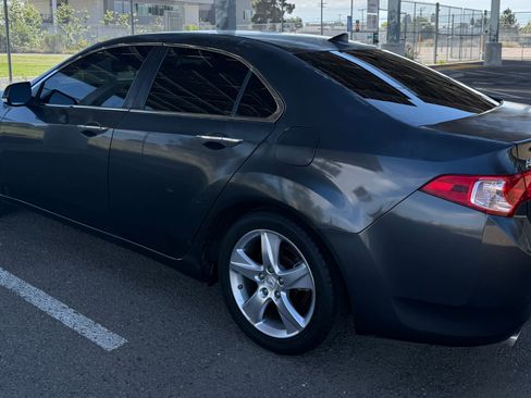 Used 2013 Acura TSX Sedan image 2