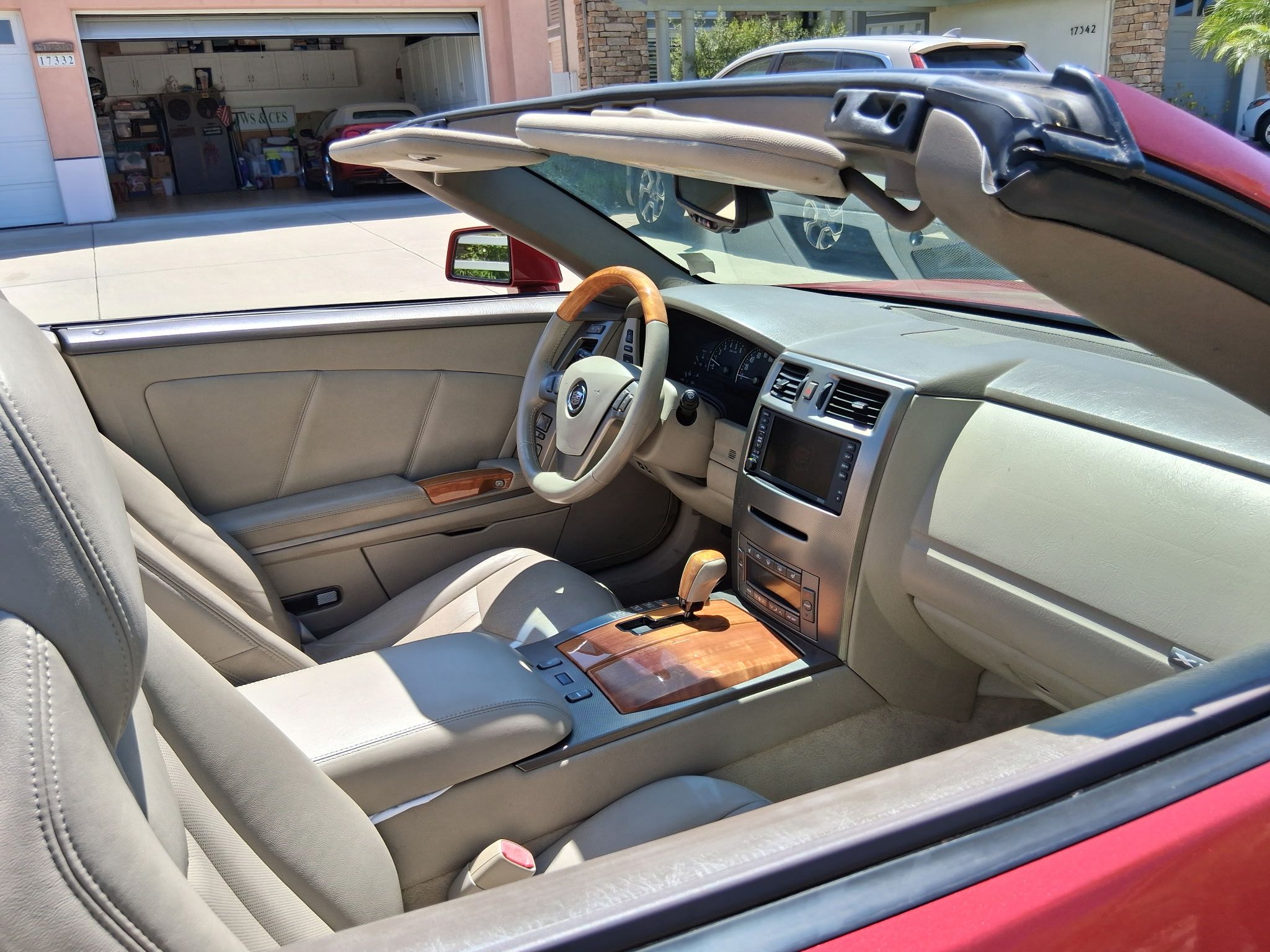 Used 2005 Cadillac XLR RWD image 5