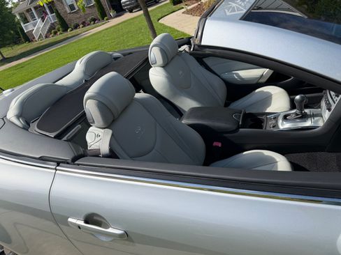 Used 2013 INFINITI G37 Sport w/ Premium Pkg RWD image 16