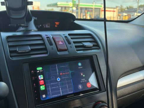 Used 2013 Subaru Crosstrek 2.0i Premium image 16