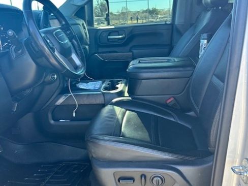 Used 2021 GMC Sierra 2500 Denali w/ Denali Ultimate Package image 10