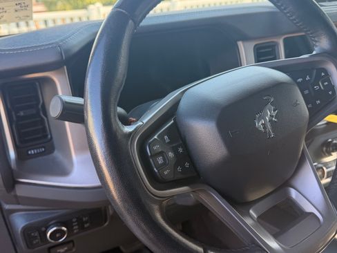 Used 2025 Ford Bronco Outer Banks w/ Sasquatch Package AWD/4WD image 14
