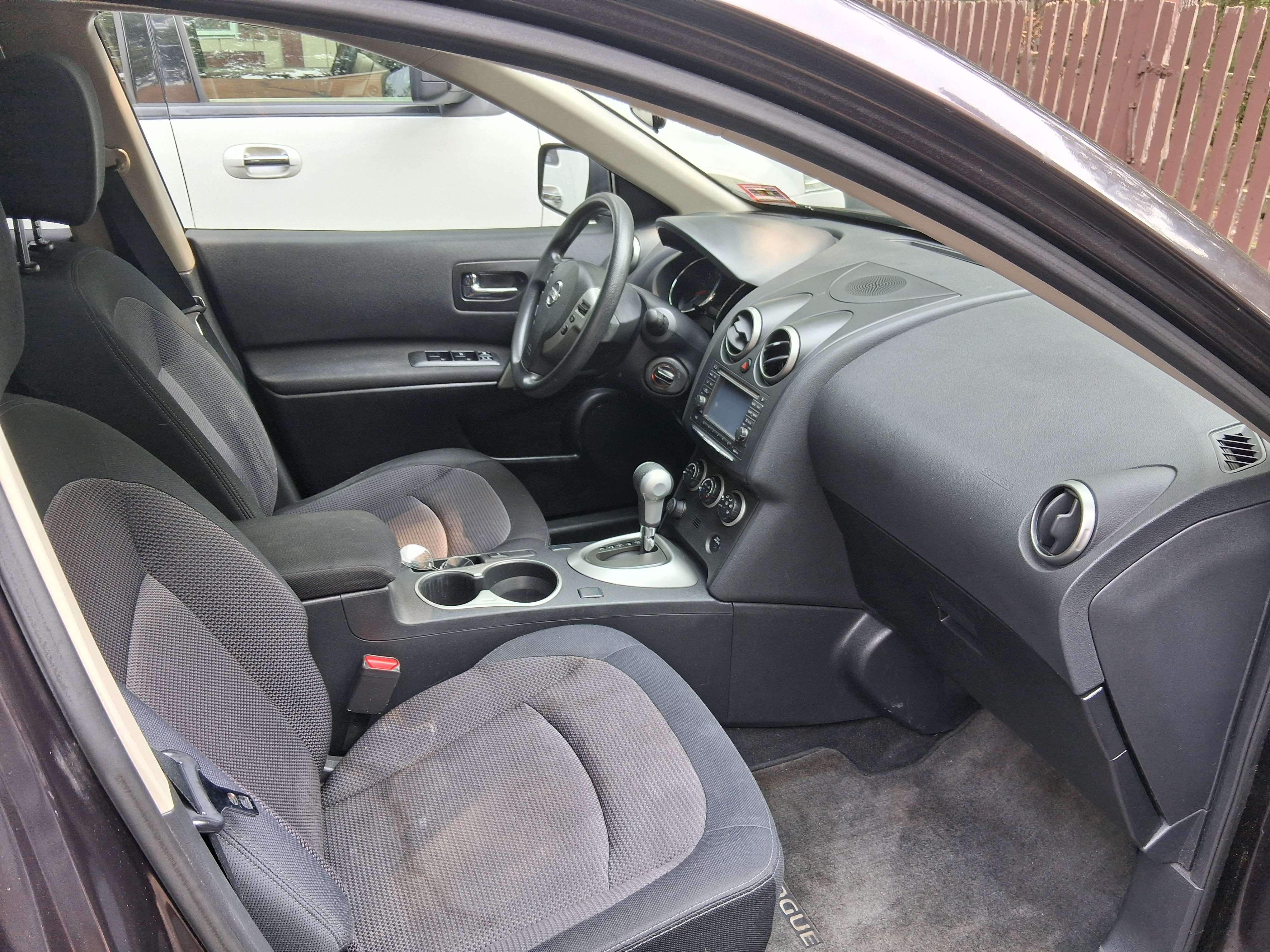 Used 2012 Nissan Rogue SV w/ Premium Pkg AWD/4WD image 2