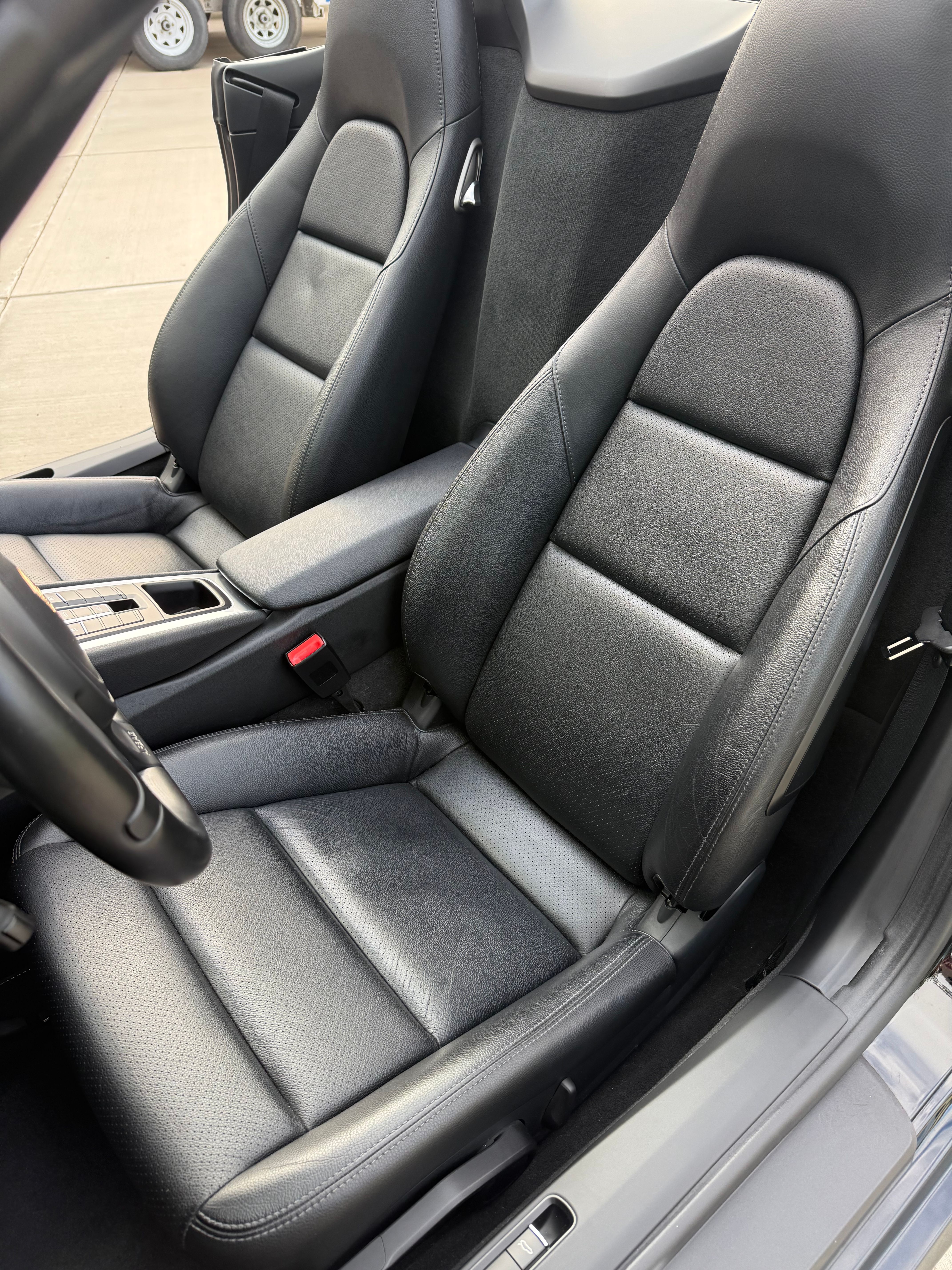 Used 2013 Porsche Boxster RWD image 26
