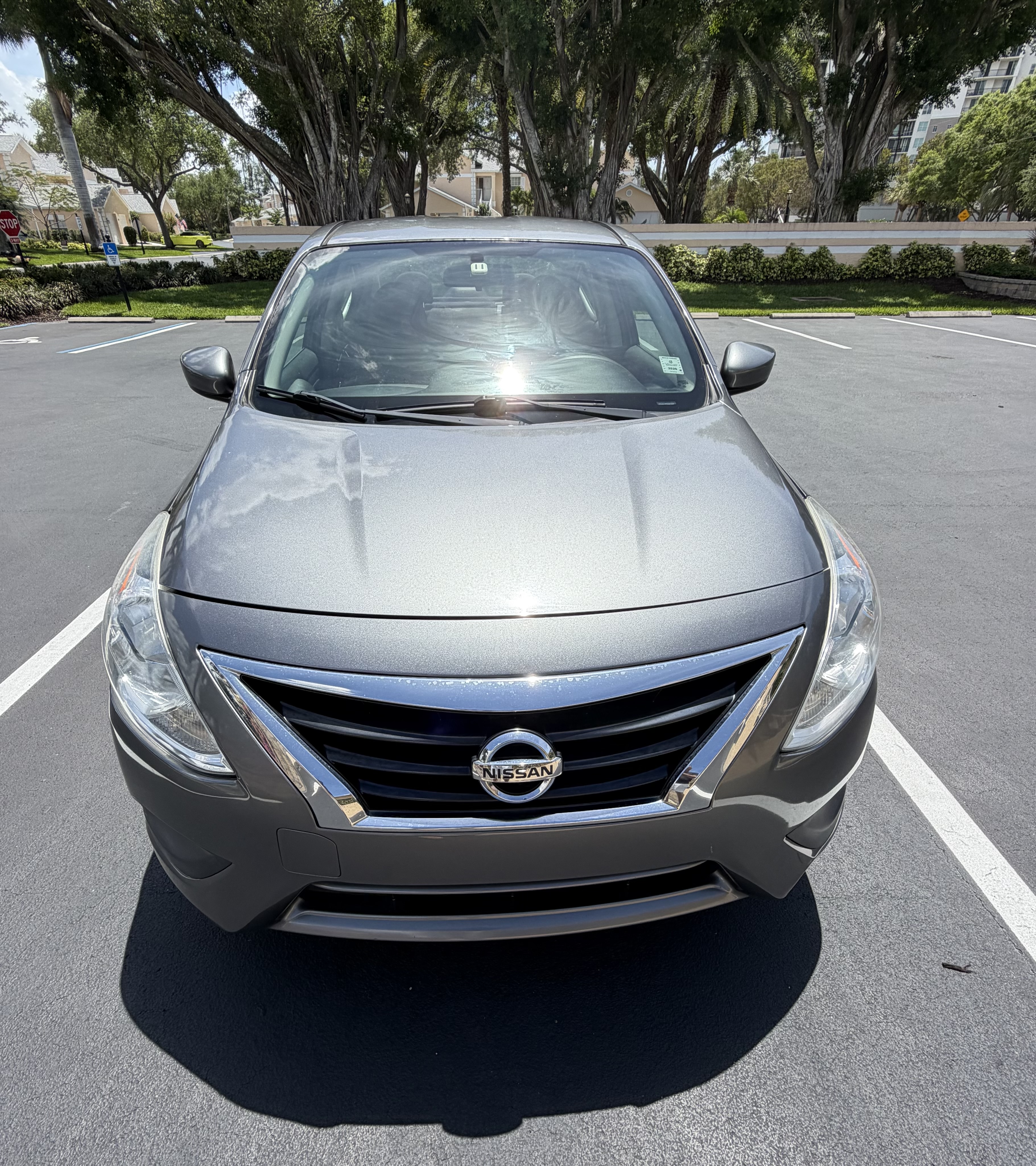 Used 2016 Nissan Versa S FWD image 4