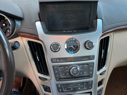 Used 2010 Cadillac CTS Premium image 13