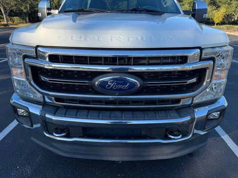Used 2021 Ford F350 Lariat w/ Chrome Package image 8