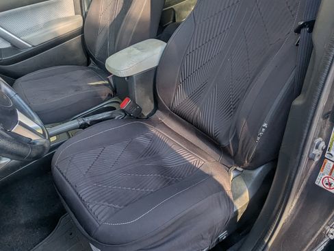 Used 2017 Subaru Forester 2.5i Premium image 9