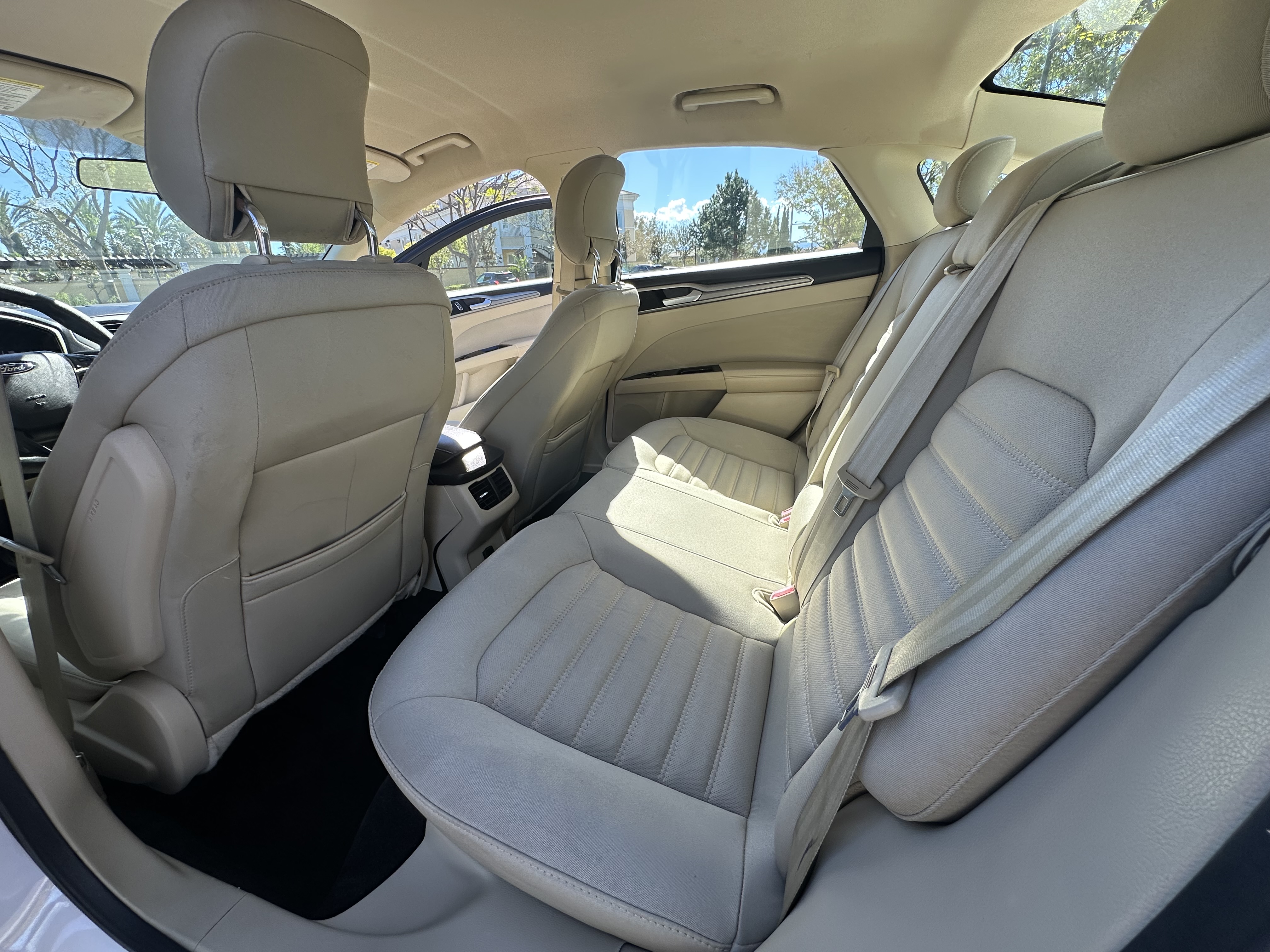 Used 2013 Ford Fusion SE FWD image 13
