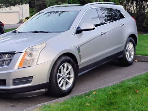 Used 2012 Cadillac SRX Luxury FWD image 8