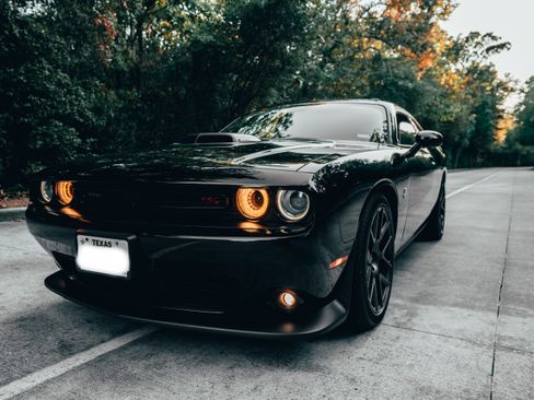 Used 2017 Dodge Challenger R/T Scat Pack image 21