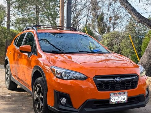 Used 2019 Subaru Crosstrek 2.0i Premium image 1