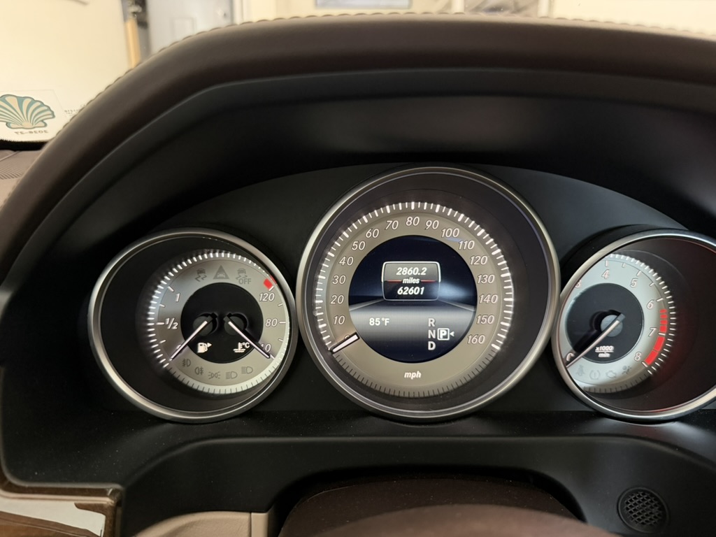 Used 2015 Mercedes-Benz E 400 Sedan image 13