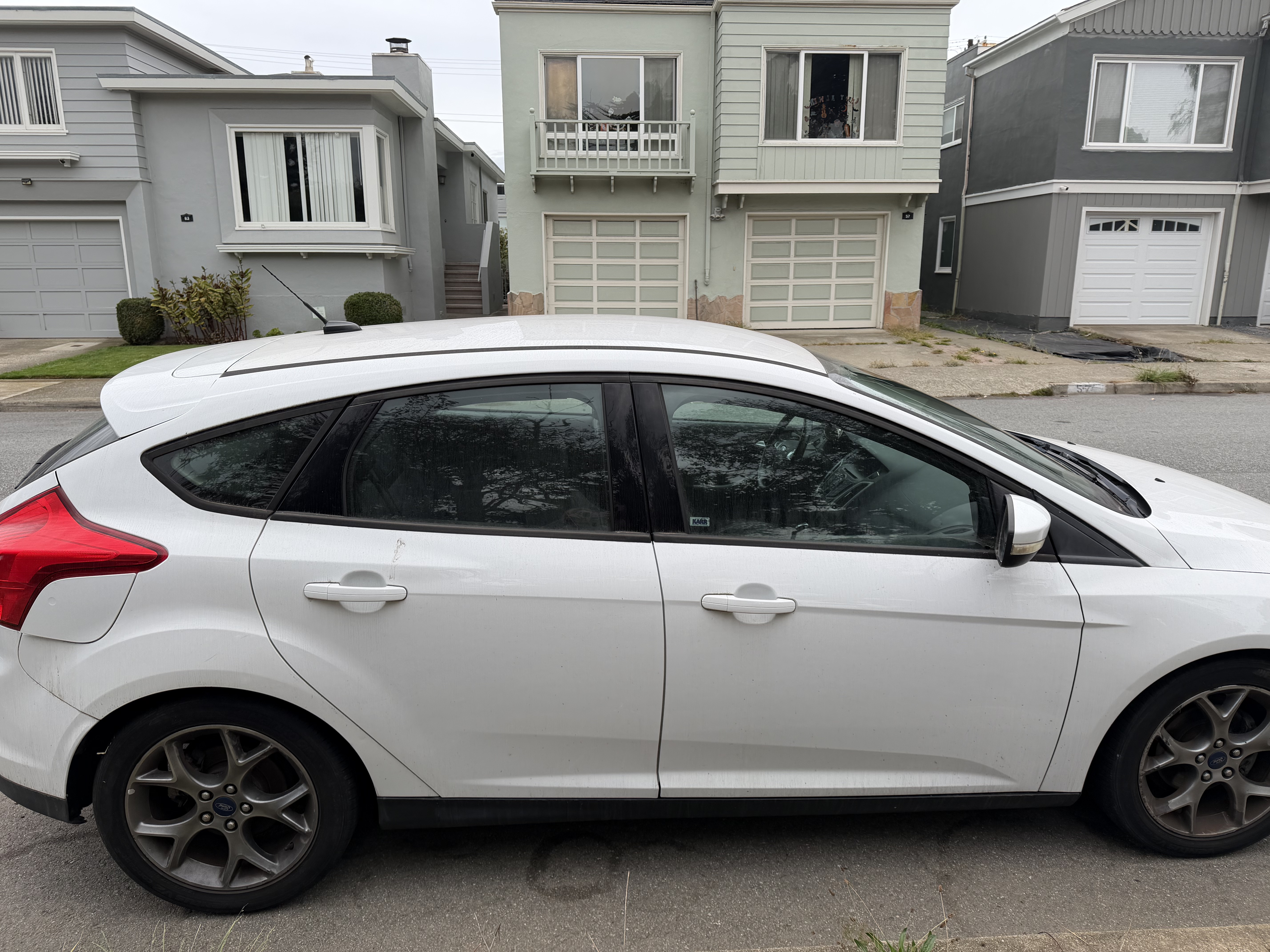 Used 2014 Ford Focus SE w/ Equipment Group 201A FWD image 11