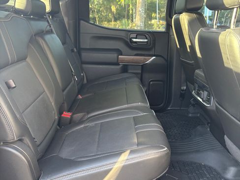 Used 2022 Chevrolet Silverado 1500 High Country image 12