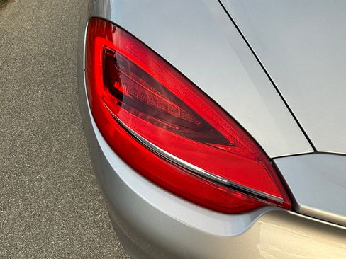 Used 2013 Porsche Boxster S image 17