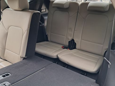 Used 2019 Hyundai Santa Fe XL SE w/ SE Premium Package 02 image 6