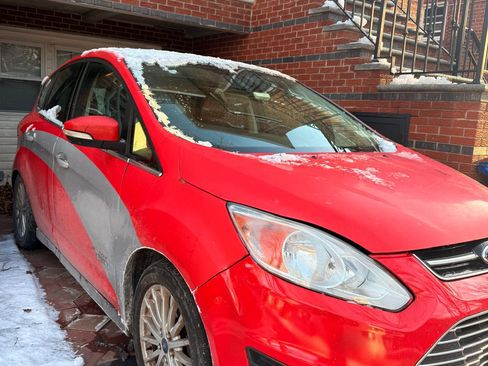 Used 2015 Ford C-MAX Energi SEL w/ Equipment Group 302A image 13