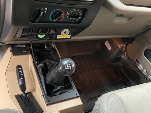 Used 2005 Jeep Wrangler Unlimited Rubicon w/ Sahara Edition Group image 29