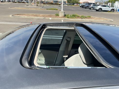 Used 2013 Toyota Corolla LE w/ Premium Complete Pkg image 17