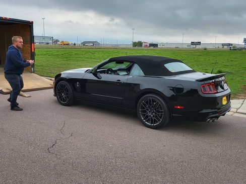 Used 2013 Ford Mustang Shelby GT500 image 7