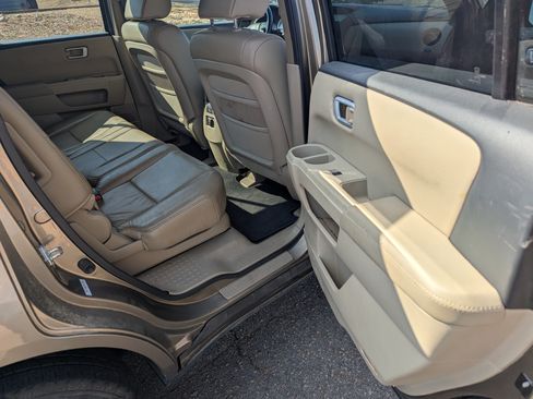 Used 2011 Honda Pilot EX-L image 6