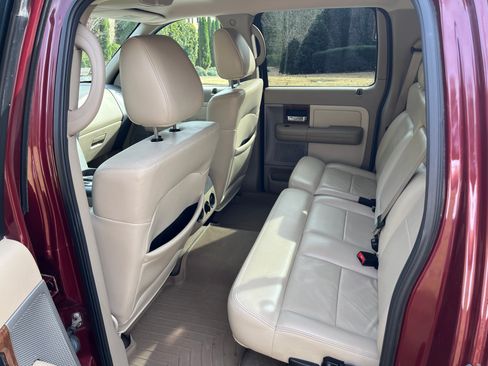 Used 2004 Ford F150 Lariat image 9