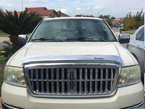 Used 2007 Lincoln Mark LT 2WD image 1