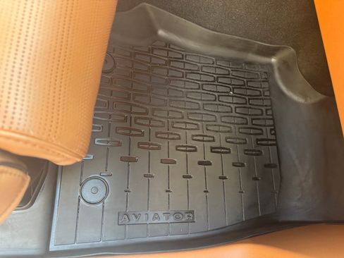 Used 2021 Lincoln Aviator Black Label w/ Dynamic Handling Package image 12