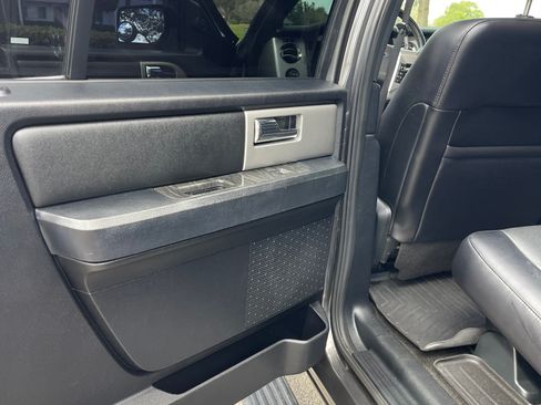 Used 2016 Ford Expedition EL Limited w/ Equipment Group 301A image 19