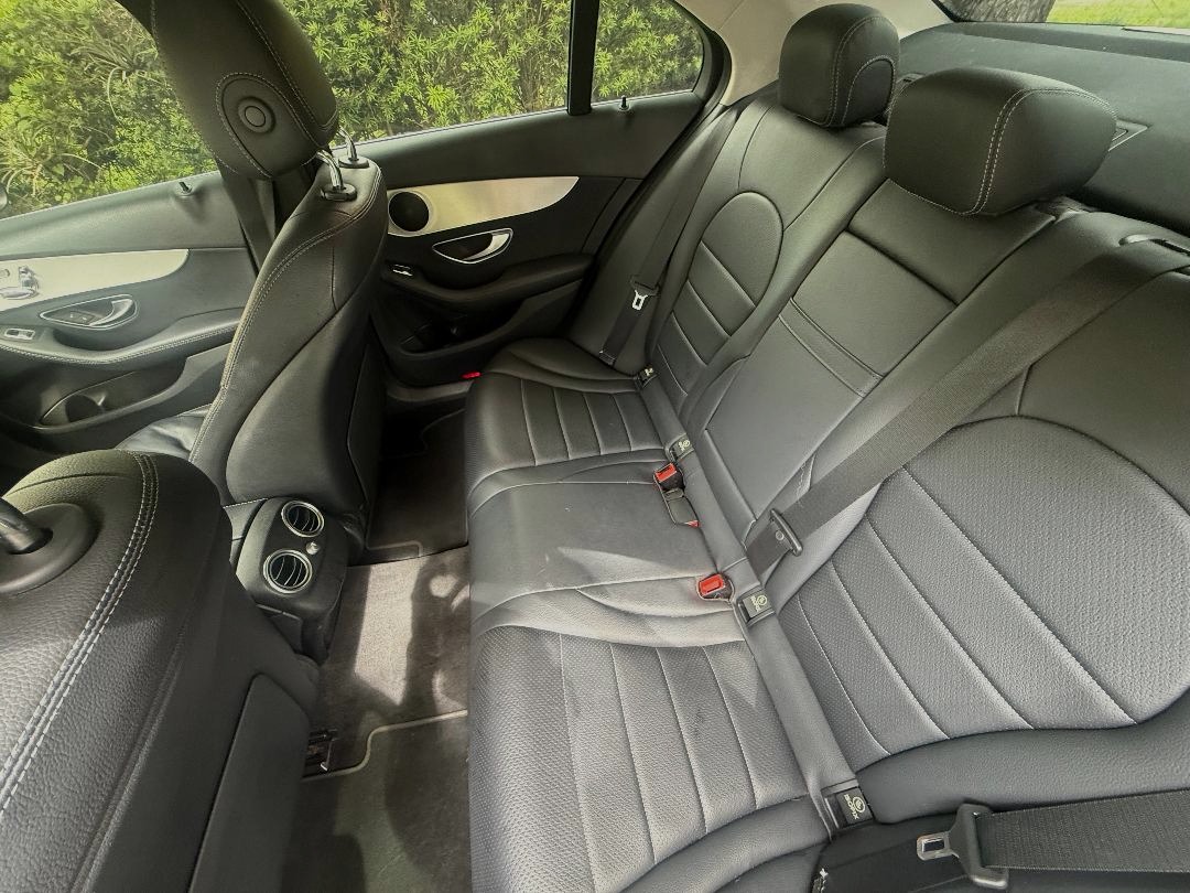 Used 2019 Mercedes-Benz C 300 Sedan image 14
