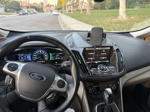 Used 2014 Ford C-MAX Energi SEL w/ Equipment Group 302A image 12